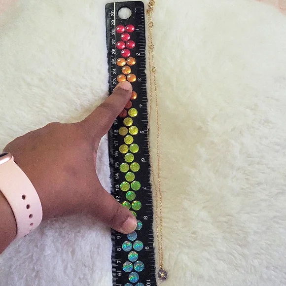 Elegant Silver and Gold Clover Necklace - Picture 4 of 5